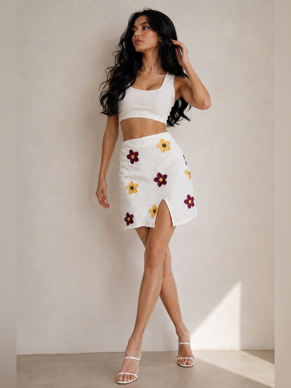Nlw Floral Embroidered White Mini Skirt Side Slit High Waist | Size - M - NWT
